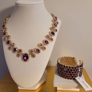 Stunning Necklace and Bracelet Set. Purple Crystals. Gold Tone. Sparkling.